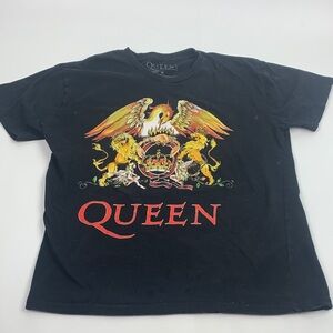 Queen Band T-shirt Black Tee with Vibrant Queen Graphic Size Medium Cotton